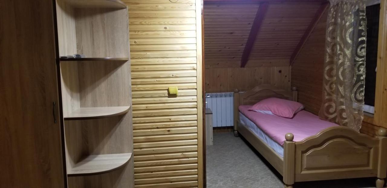 Садиба Квітка Карпат Rusʼka Mokra Buitenkant foto